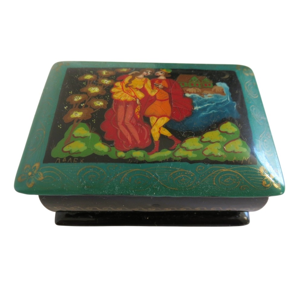 Vintage Russian Lacquer Trinket‎ Box Hand Painted Folk Art Teal Black 2.75"